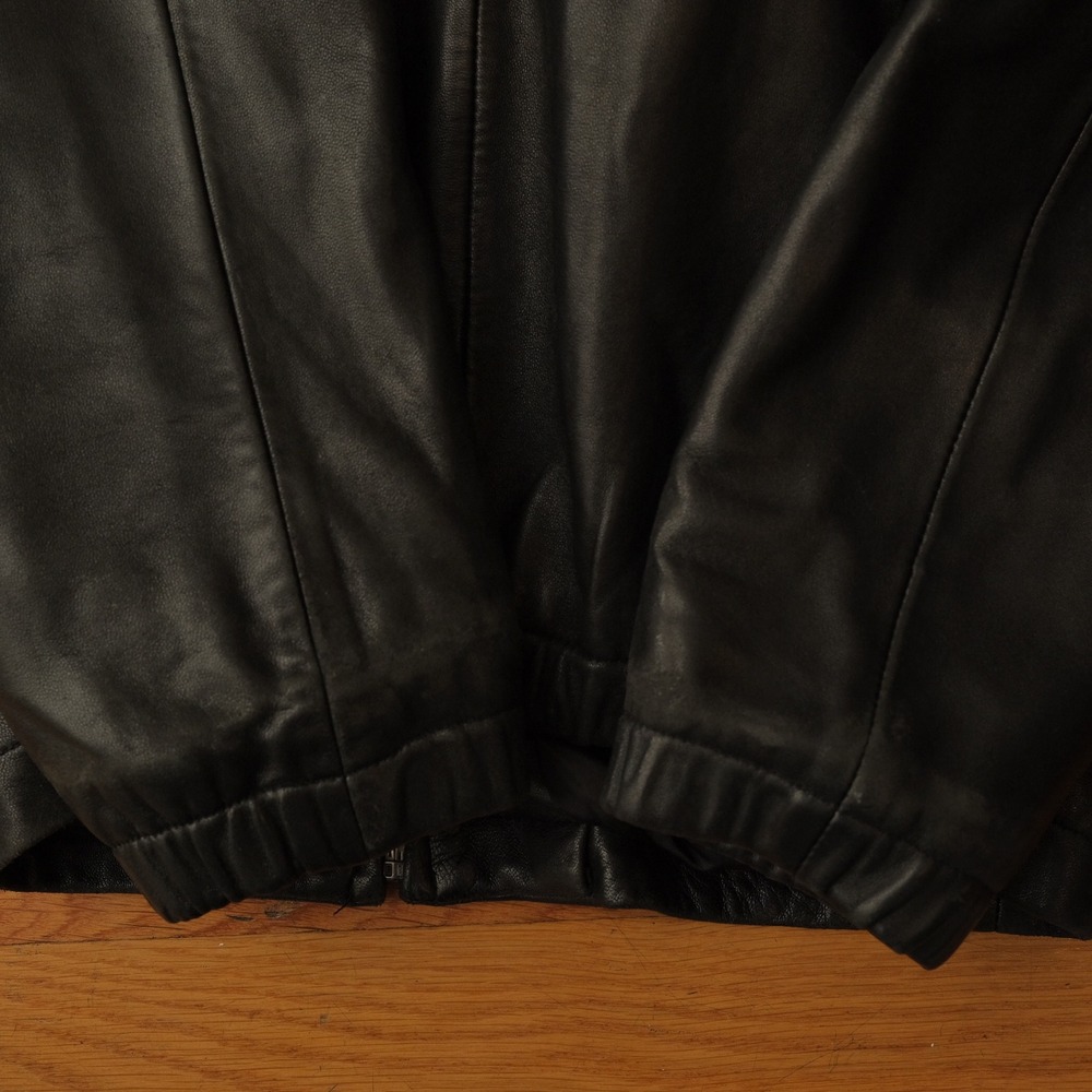 Danier Canada Black Genuine Leather Bomber Jacket Zip Front Classic Style Size S - Picture 11 of 11